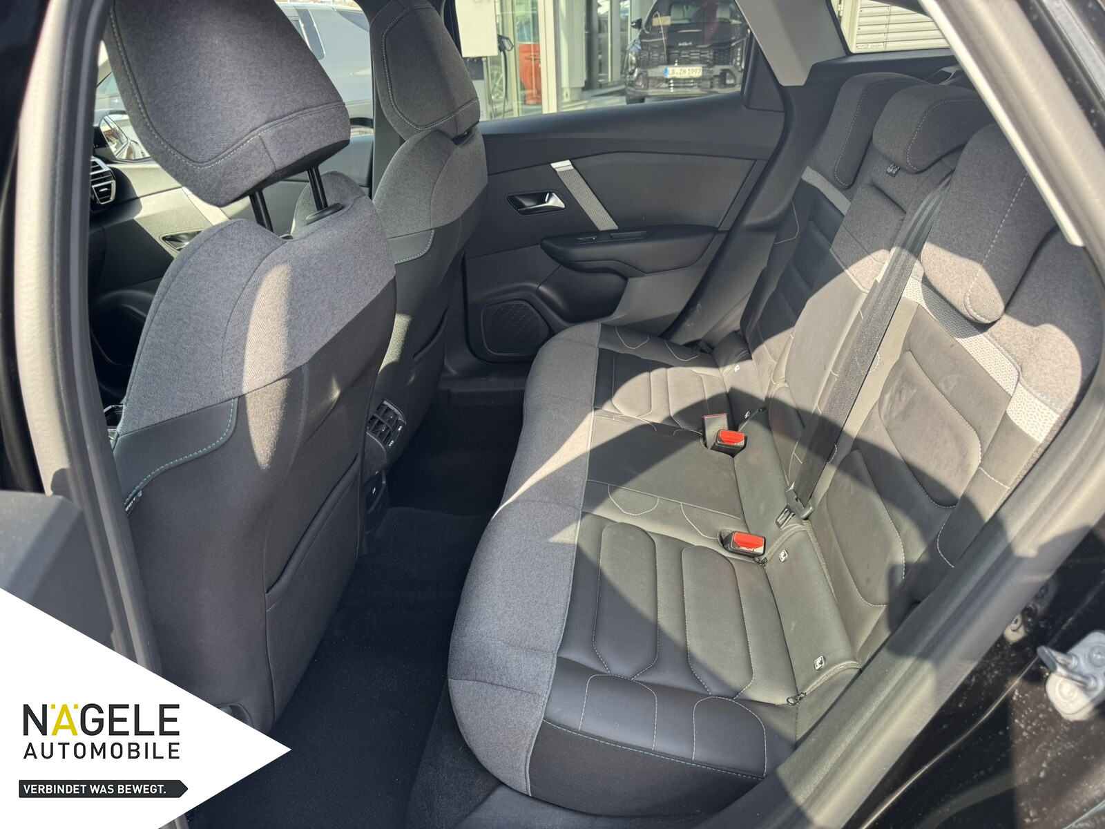 C4 1.2 PureTech 130 Shine|SHZ+NAVI+HUD+KAMERA