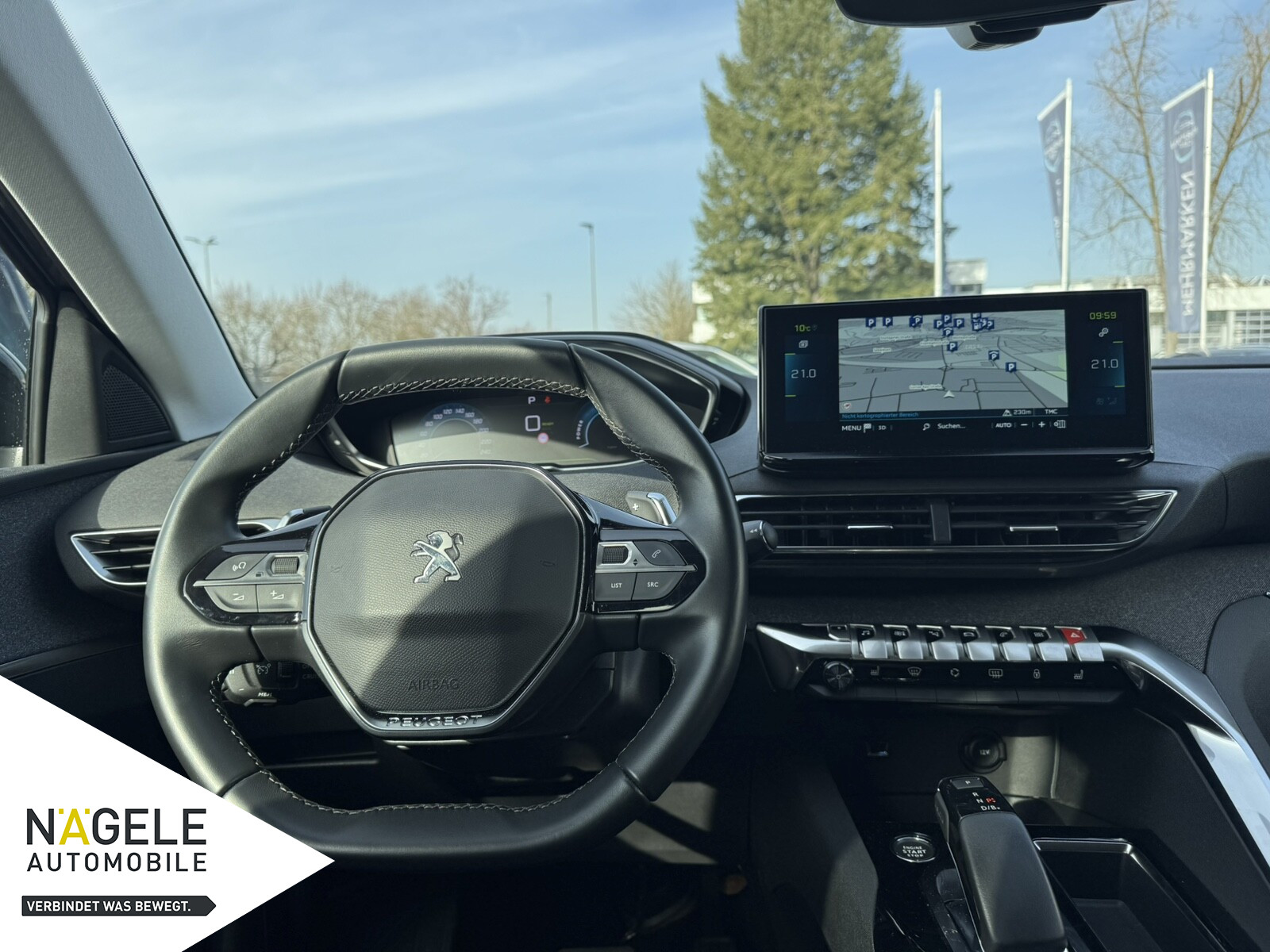 3008 Hybrid4 PHEV 300 Allure Pack|AHK+SHZ+NAVI