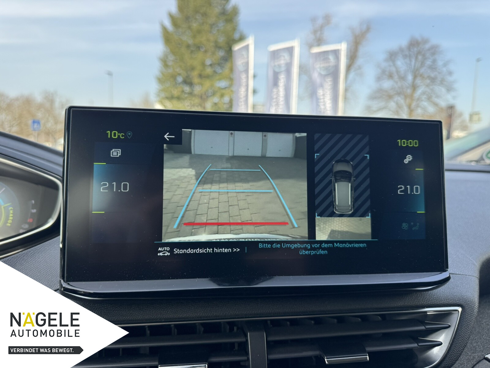 3008 Hybrid4 PHEV 300 Allure Pack|AHK+SHZ+NAVI