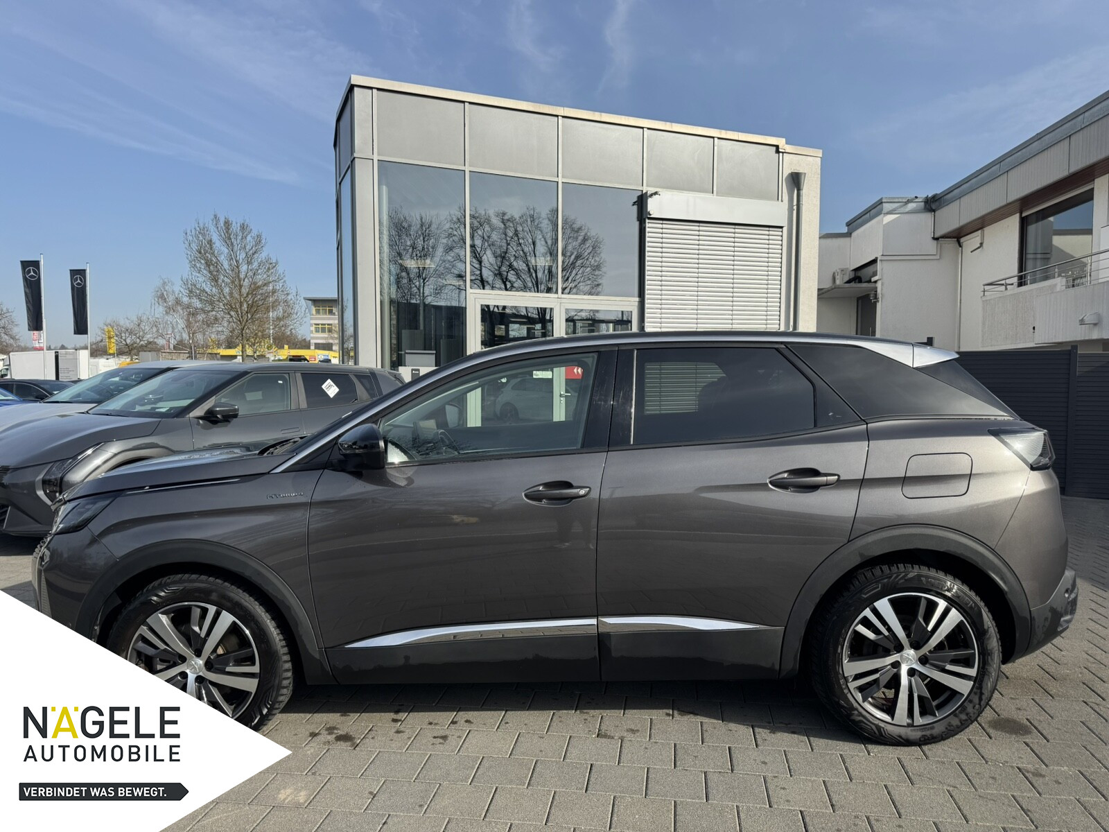 3008 Hybrid4 PHEV 300 Allure Pack|AHK+SHZ+NAVI