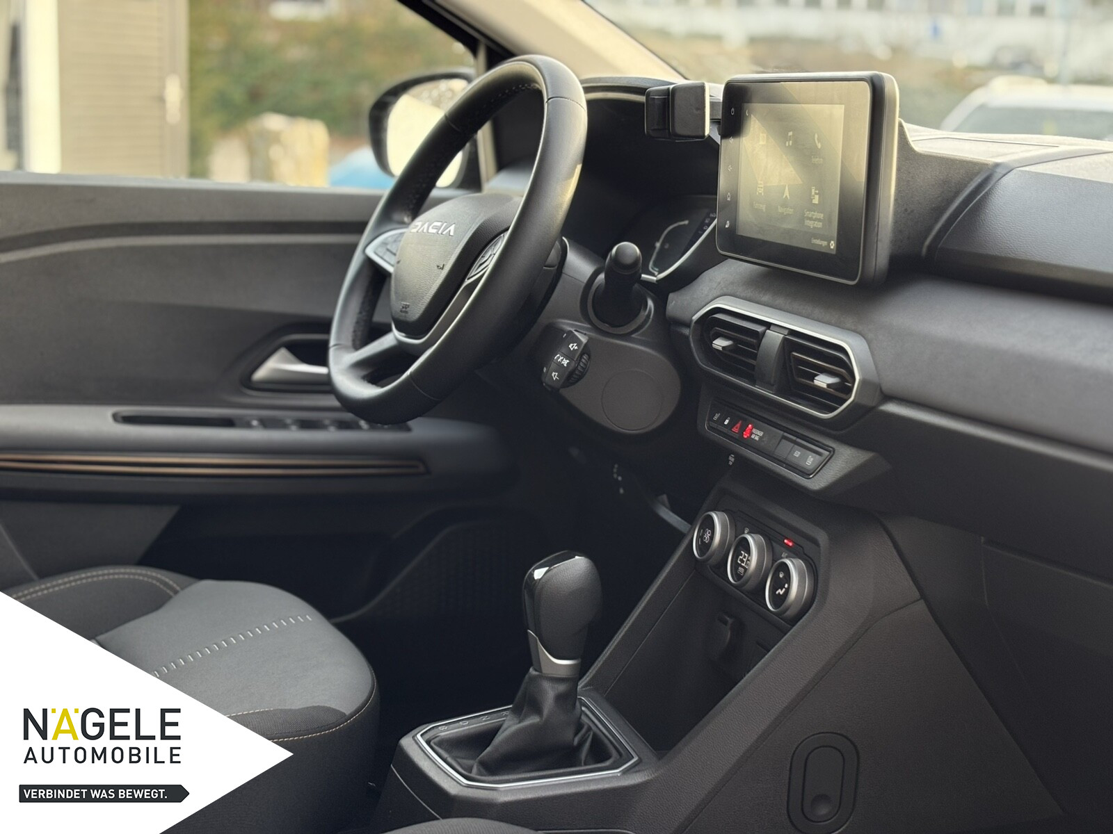 Jogger 1.6 E-TECH Hybrid 140 Extreme