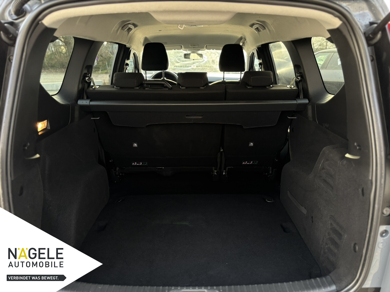 Jogger 1.6 E-TECH Hybrid 140 Extreme