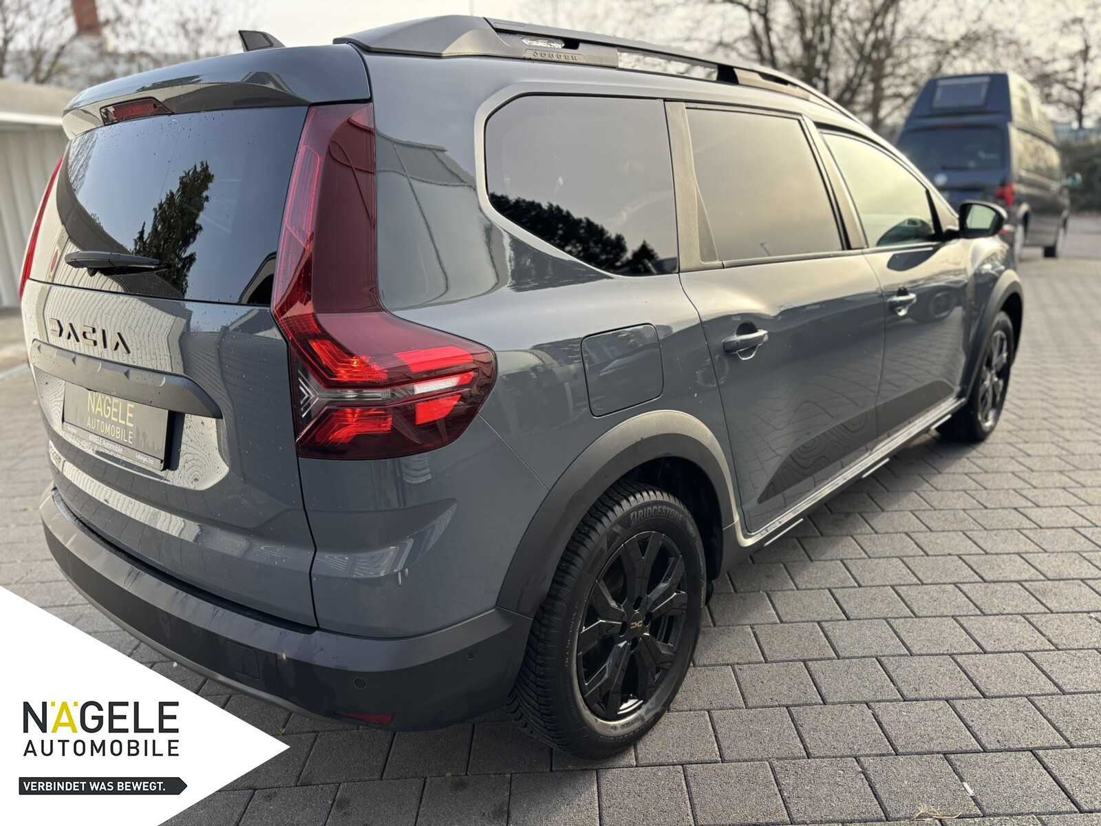 Jogger 1.6 E-TECH Hybrid 140 Extreme