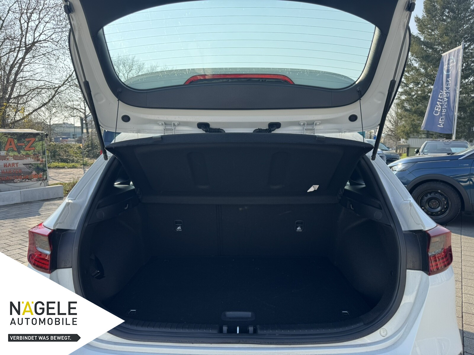 Ceed 1.5 T-GDI DCT|ACC+NAVI+SHZ+CARPLAY+KAMERA