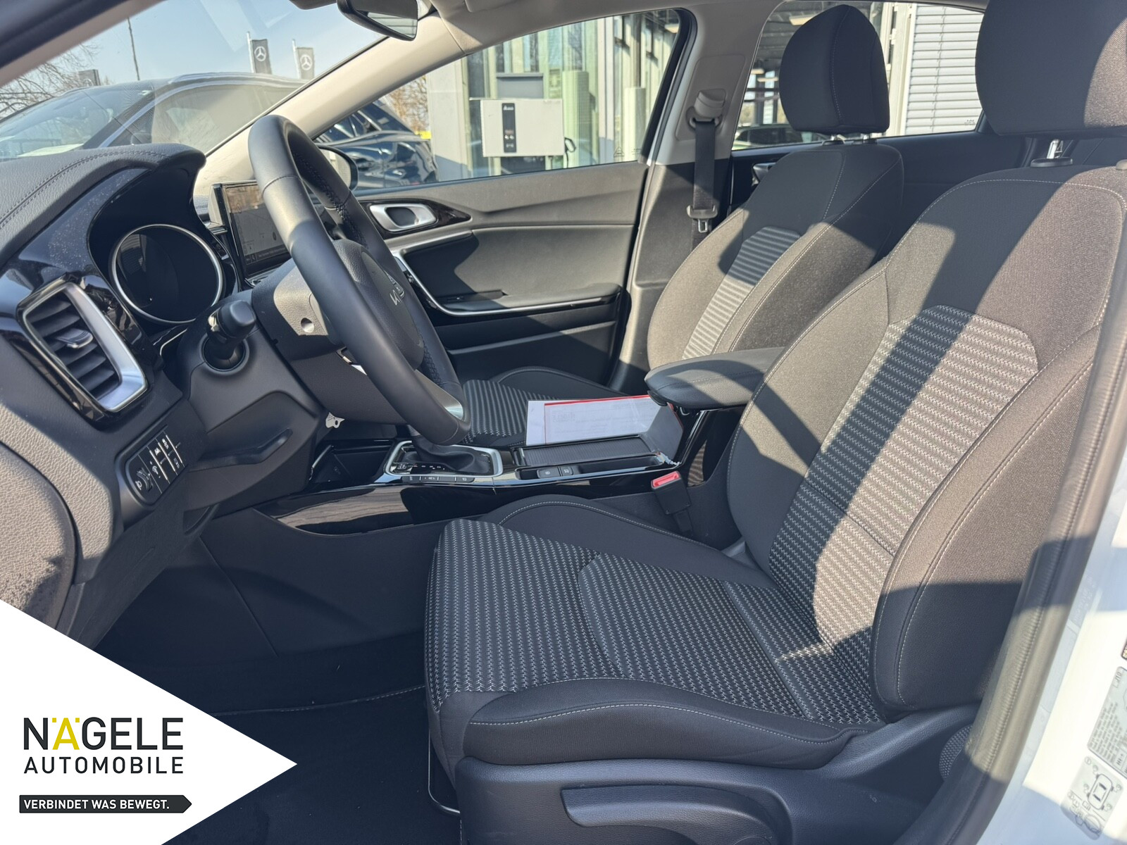 Ceed 1.5 T-GDI DCT|ACC+NAVI+SHZ+CARPLAY+KAMERA