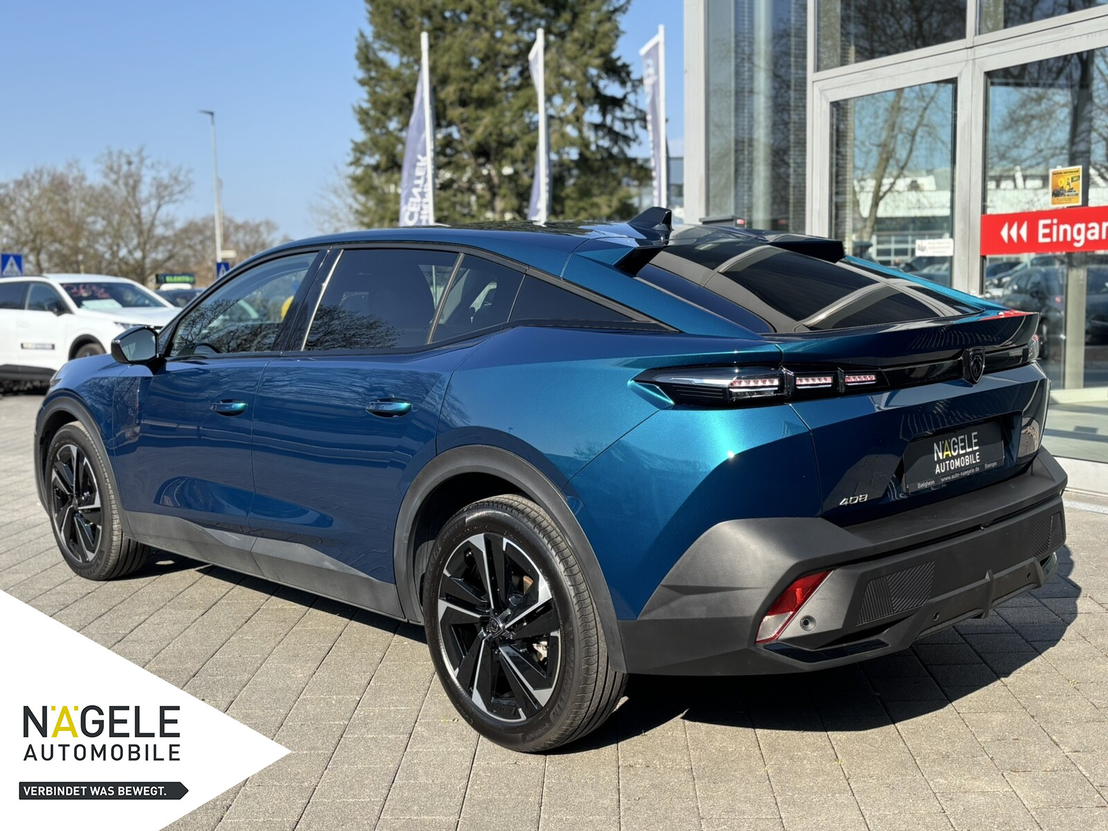 408 1.2 PURETECH+ALLURE+360°+SITZH+NAVI+CARPLAY