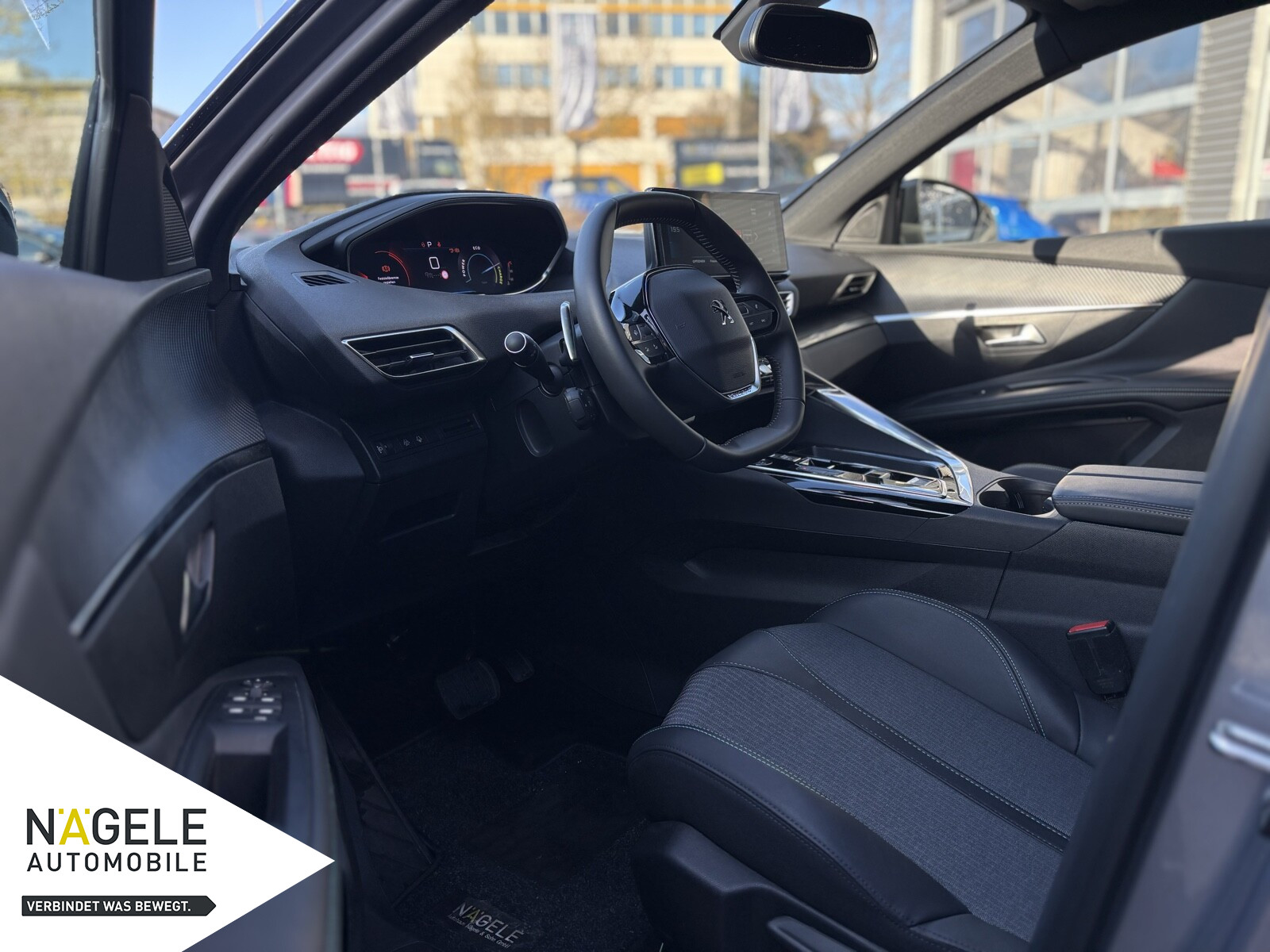3008 1.2 Hybrid ALLURE+KAMERA+SITZH+NAVI+CARPLAY