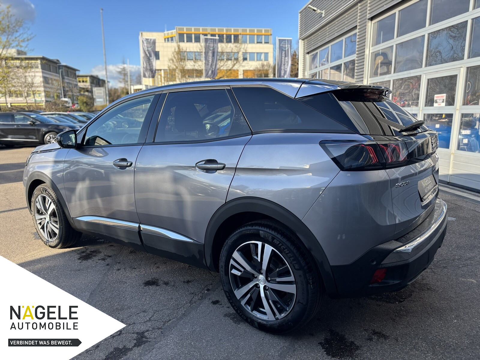 3008 1.2 Hybrid ALLURE+KAMERA+SITZH+NAVI+CARPLAY