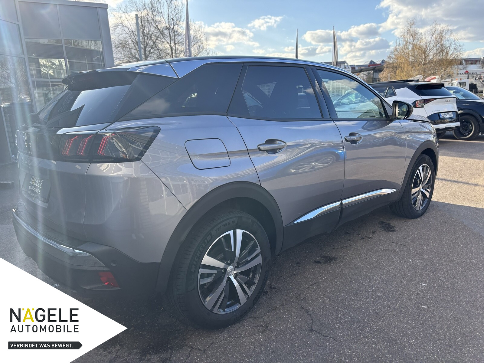 3008 1.2 Hybrid ALLURE+KAMERA+SITZH+NAVI+CARPLAY