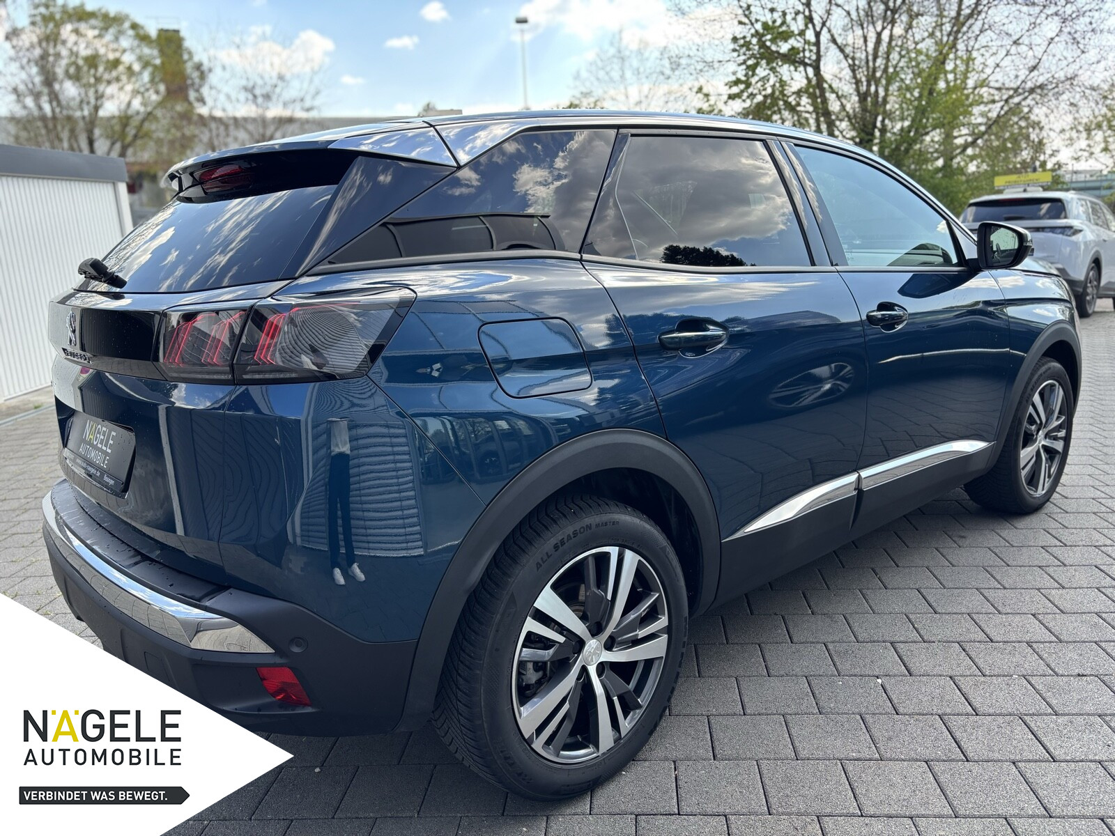 3008 1.2 Hybrid ALLURE+ACC+SITZH+NAVI Autom. BC