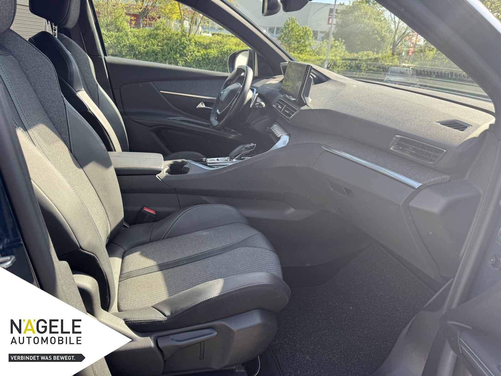 3008 Hybrid 225 PHEV Allure Pack+SitzH.+Keyless