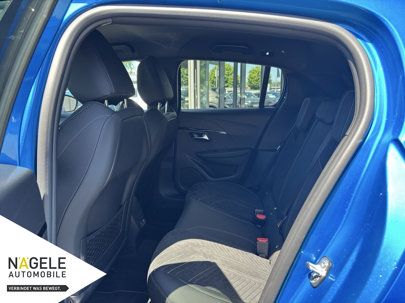 208 1.2 Hybrid 136 GT Automatik|Navi| Bluetooth
