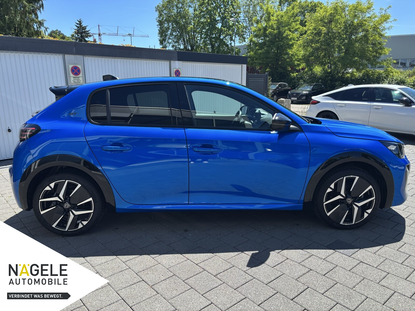 208 1.2 Hybrid 136 GT Automatik|Navi| Bluetooth
