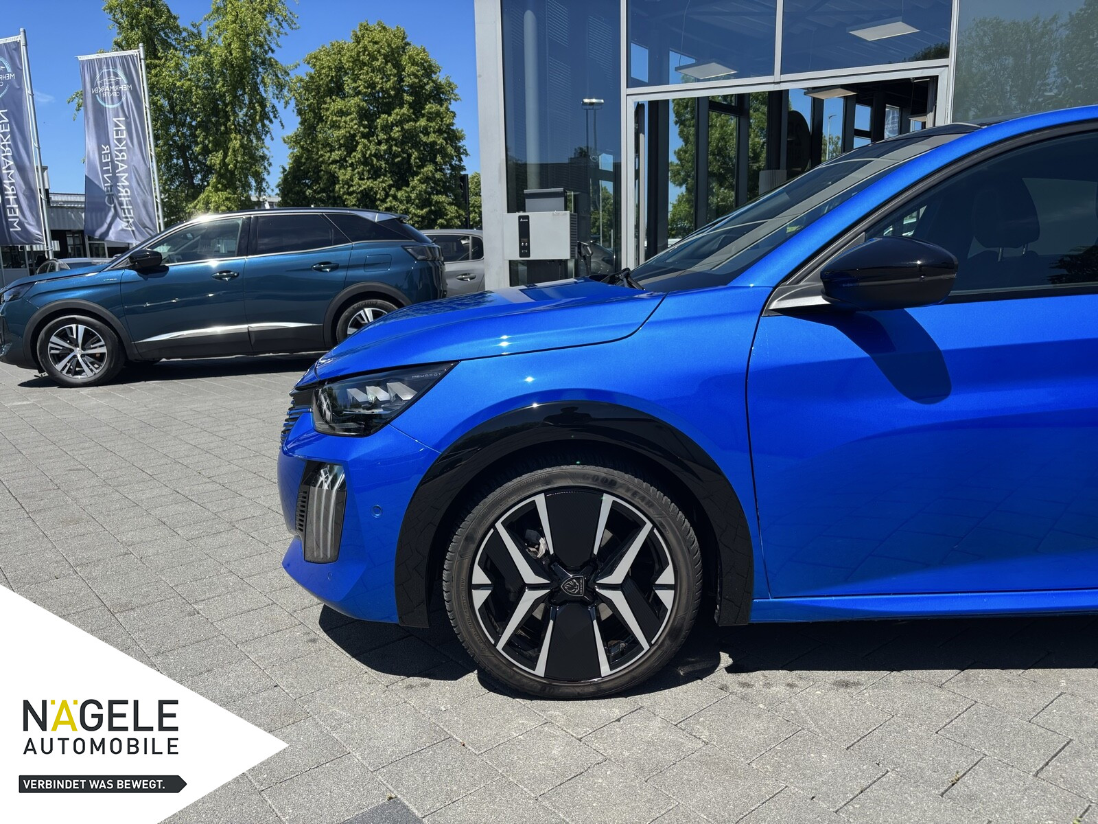 208 1.2 Hybrid 136 GT Automatik|Navi| Bluetooth