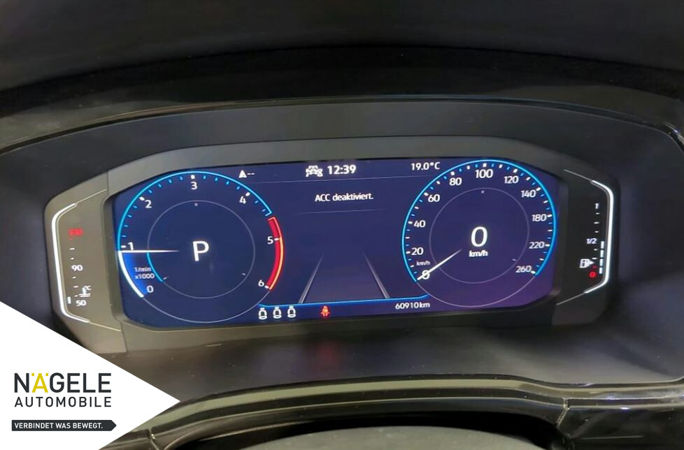 Touran 2.0 TDI DSG Highline|ACC+NAVI+LED+KAMERA