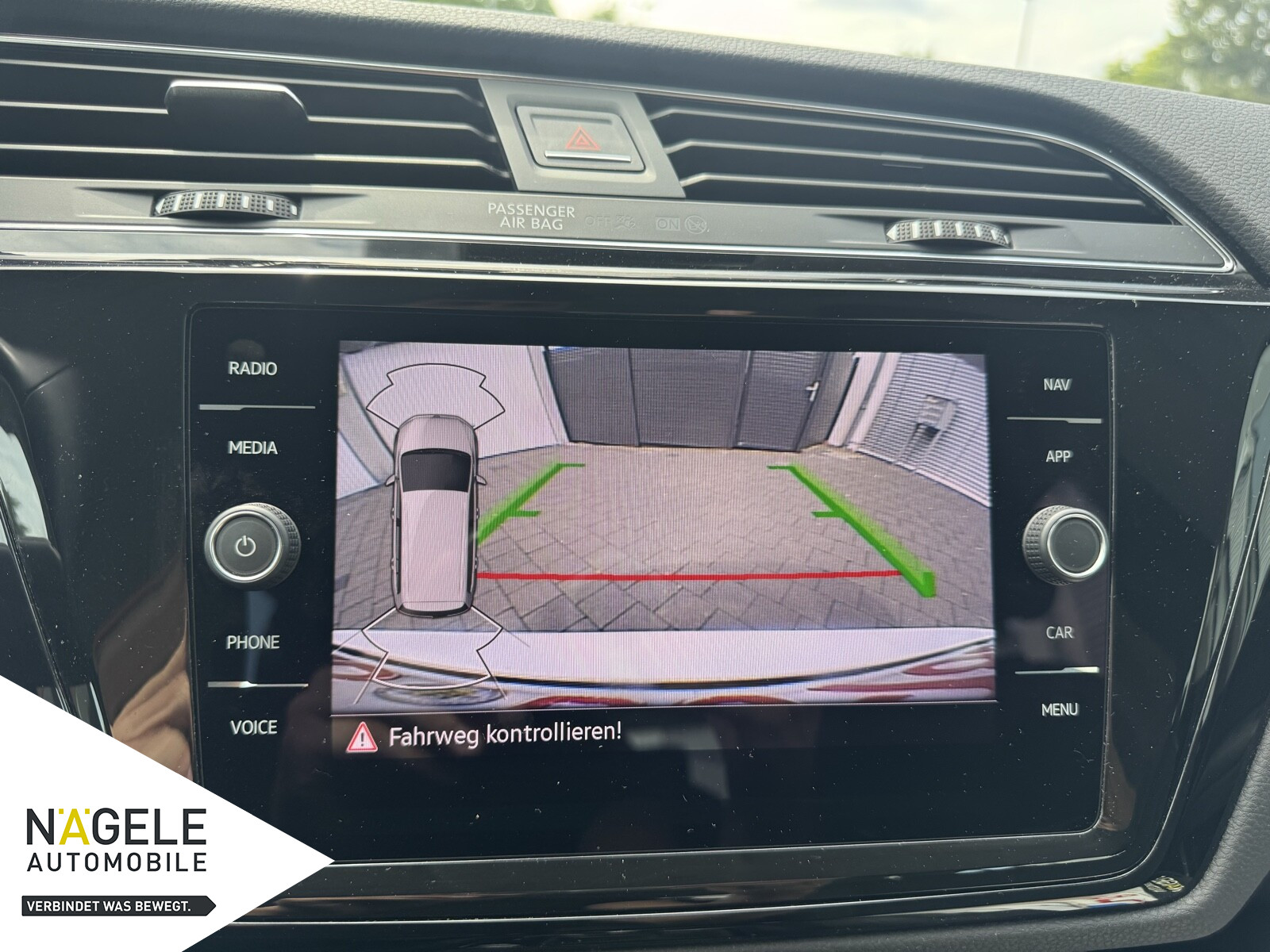Touran 2.0 TDI DSG Highline|ACC+NAVI+LED+KAMERA