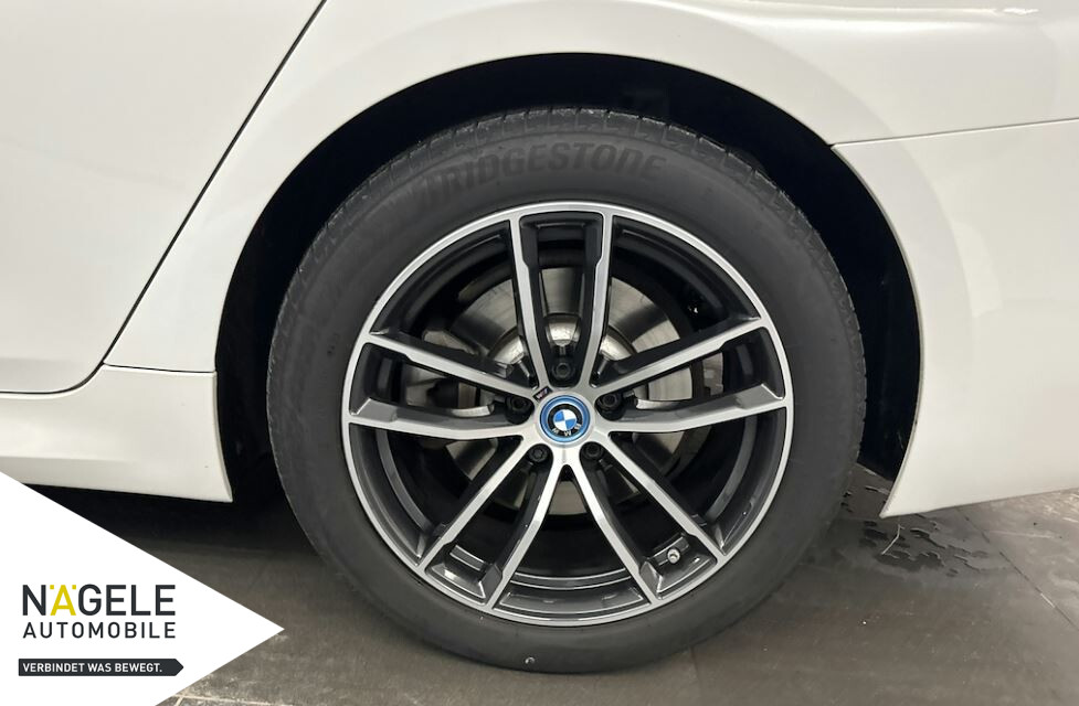 530e Touring xDrive M Sport|MERINO+B&W+AHK+PANO