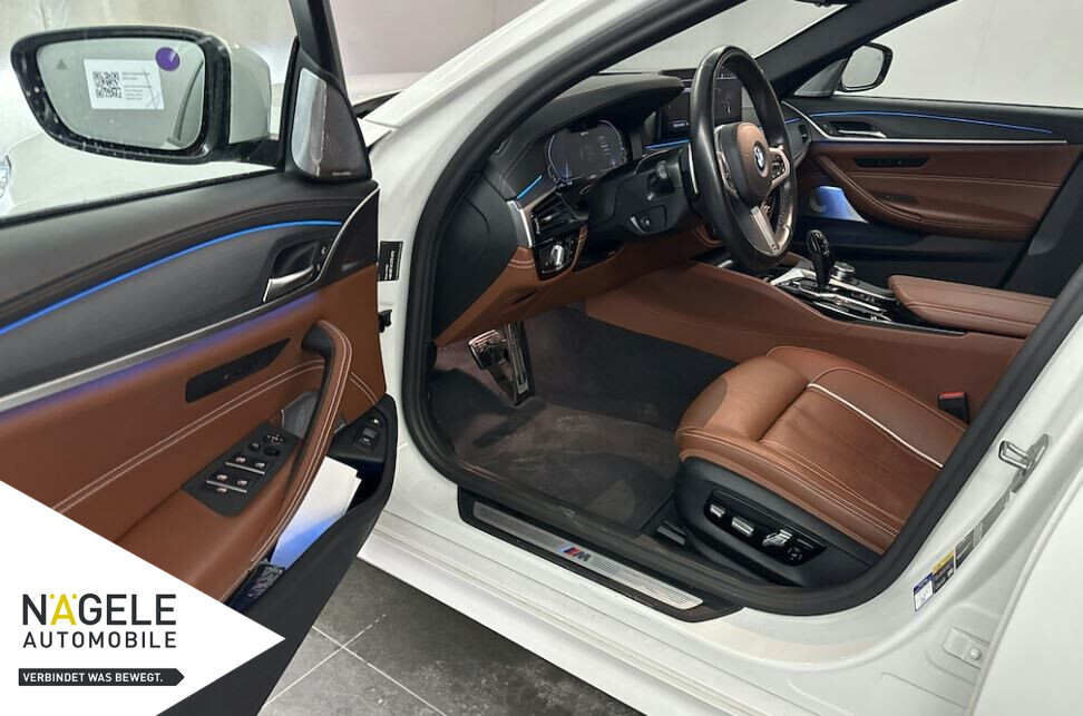 530e Touring xDrive M Sport|MERINO+B&W+AHK+PANO