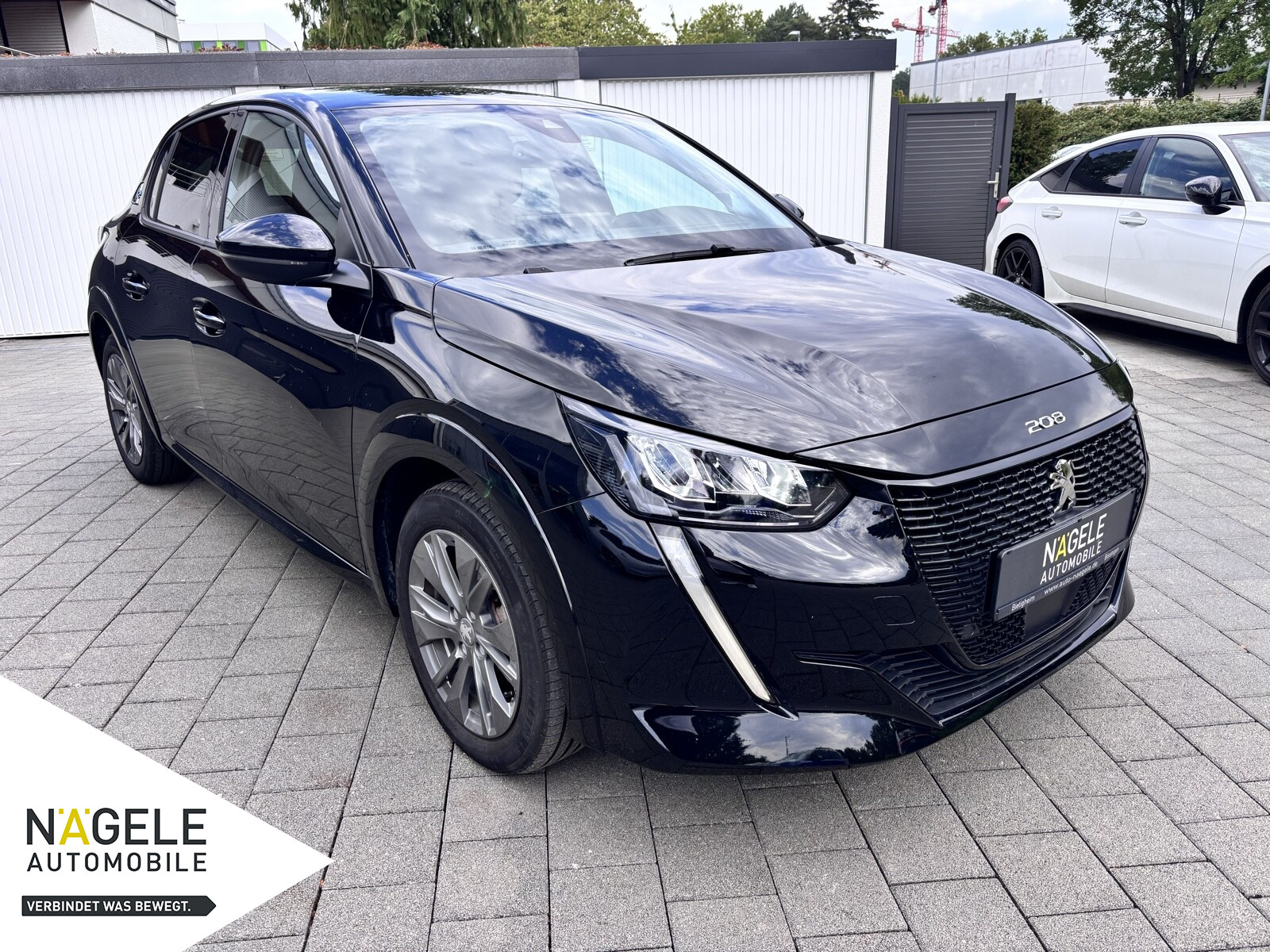 e-208 136 Allure Pack|Navi| Bluetooth|SZH Klima