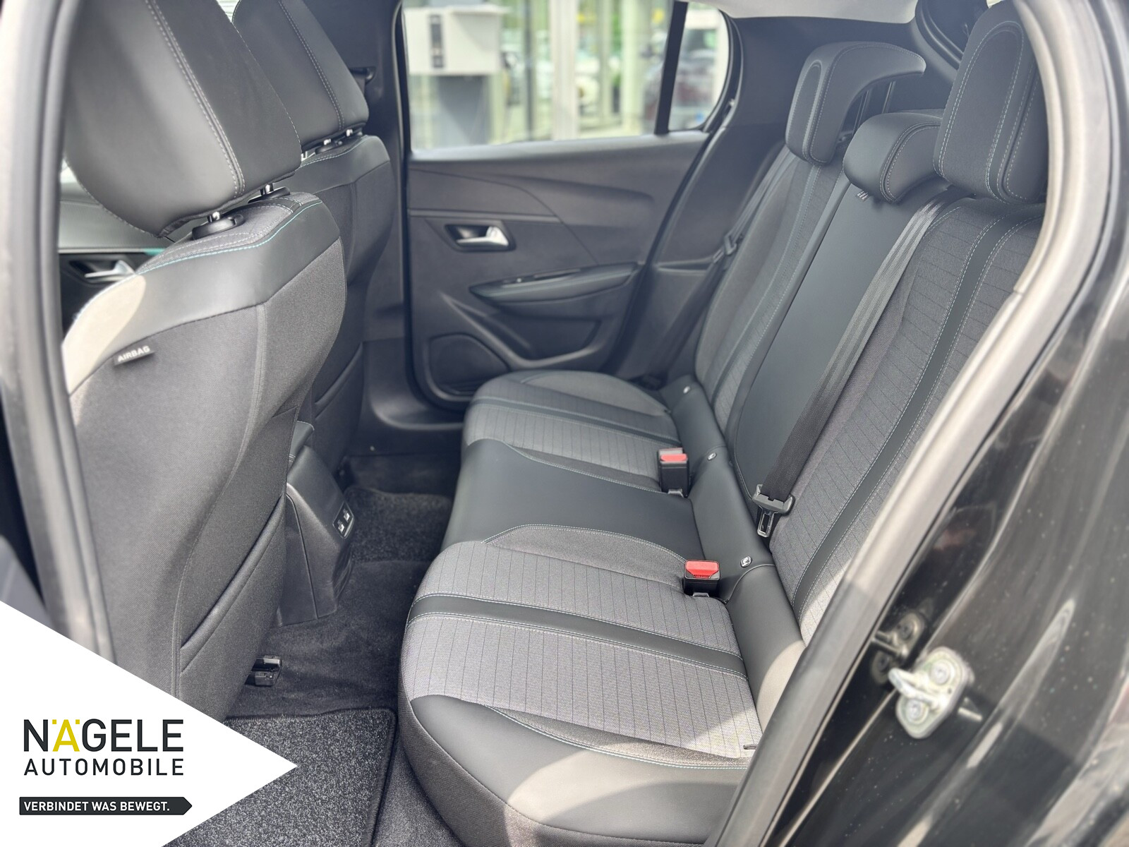 e-208 136 Allure Pack|Navi| Bluetooth|SZH Klima