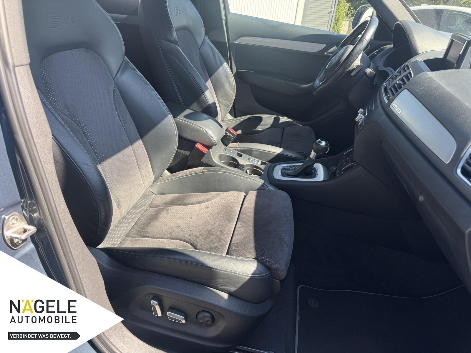 Q3 2.0 TDI quatro sport|S-Line+AHK+SHZ+NAVI