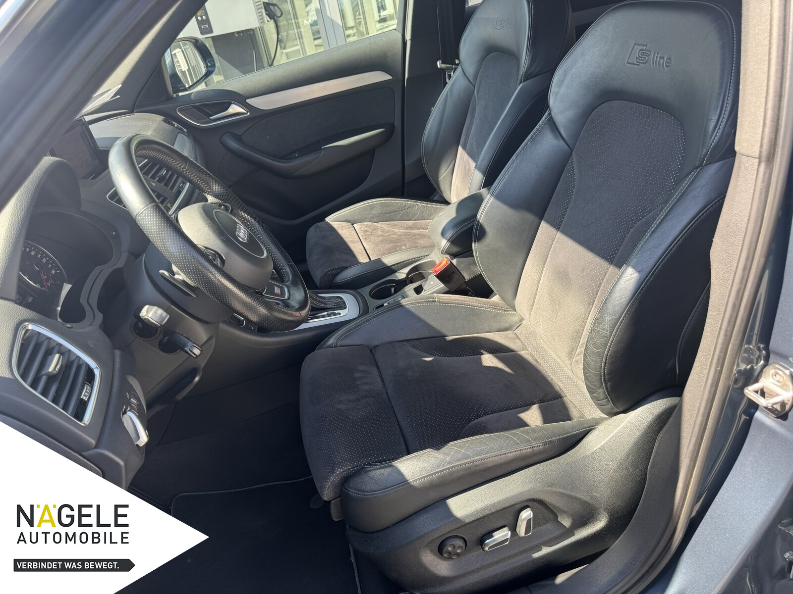 Q3 2.0 TDI quatro sport|S-Line+AHK+SHZ+NAVI