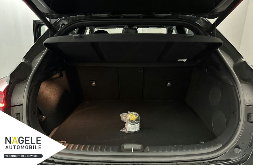 Xceed 1.6 T-GDI Black Xdition|ACC+NAVI+PANORAMA