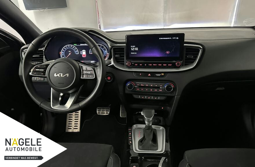 Xceed 1.6 T-GDI Black Xdition|ACC+NAVI+PANORAMA