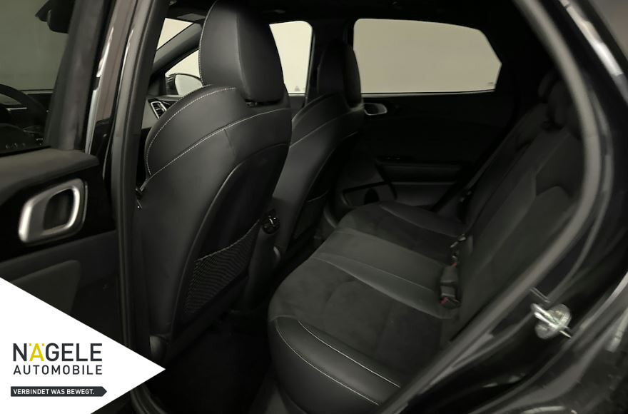 Xceed 1.6 T-GDI Black Xdition|ACC+NAVI+PANORAMA