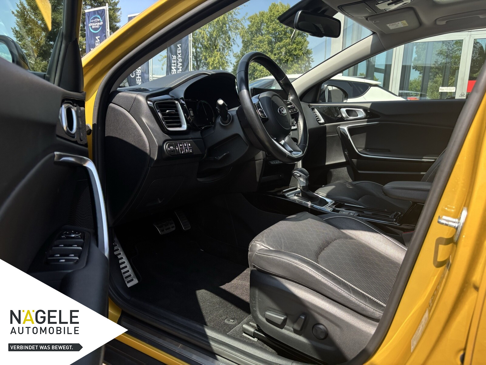 Xceed 1.6 Plug-in Hybrid Platinum|NAVI+PANORAMA
