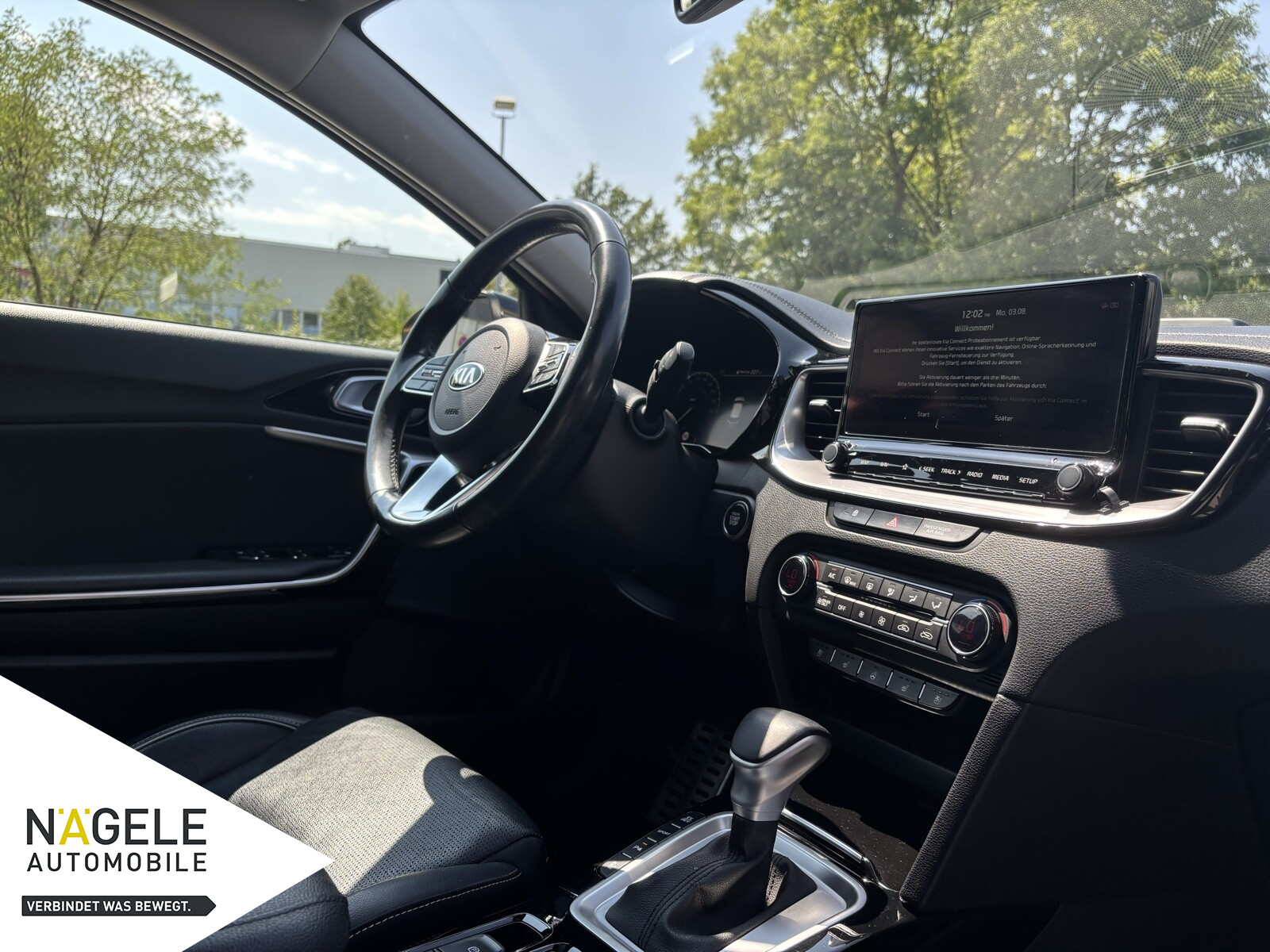 Xceed 1.6 Plug-in Hybrid Platinum|NAVI+PANORAMA