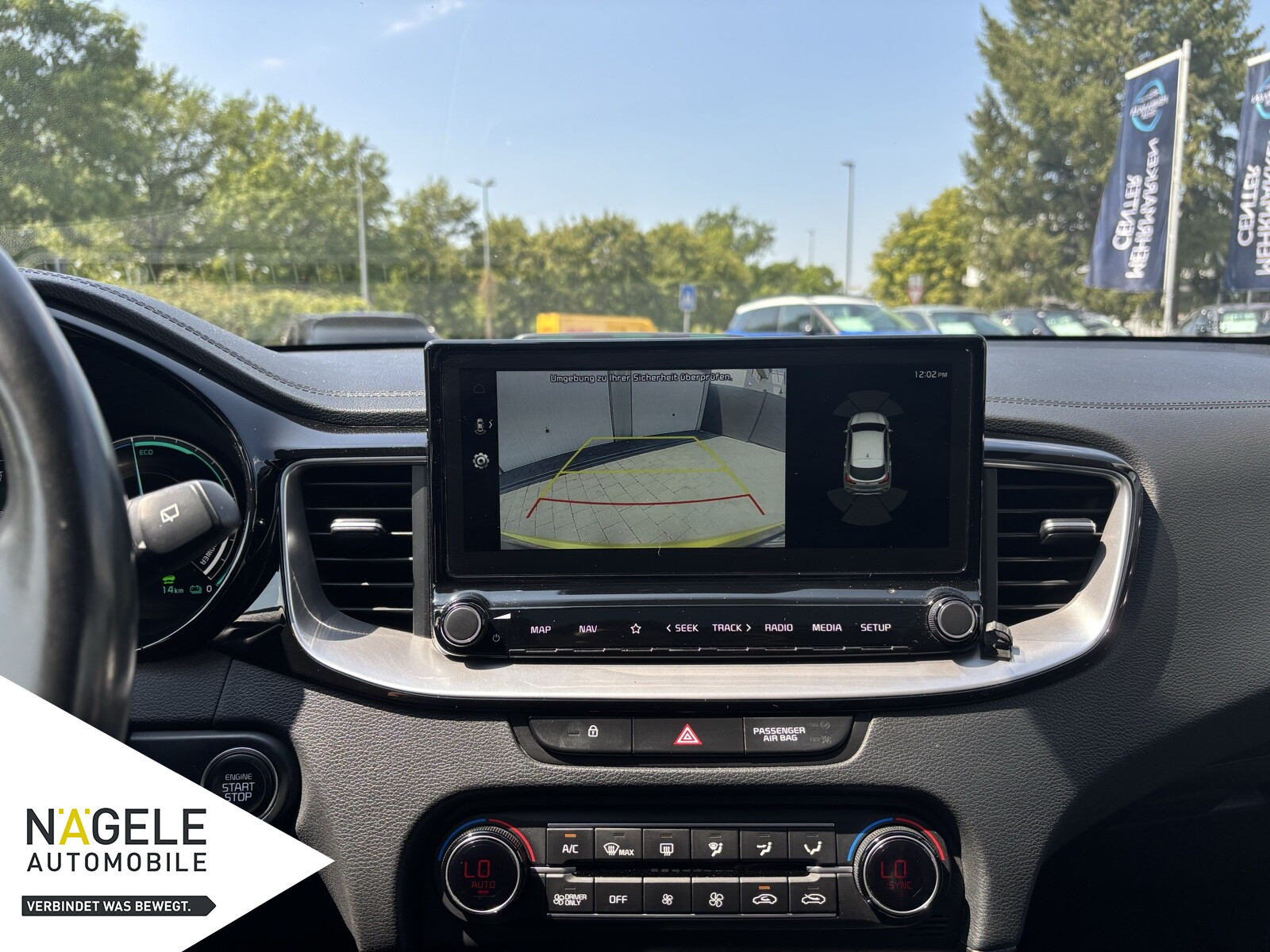 Xceed 1.6 Plug-in Hybrid Platinum|NAVI+PANORAMA