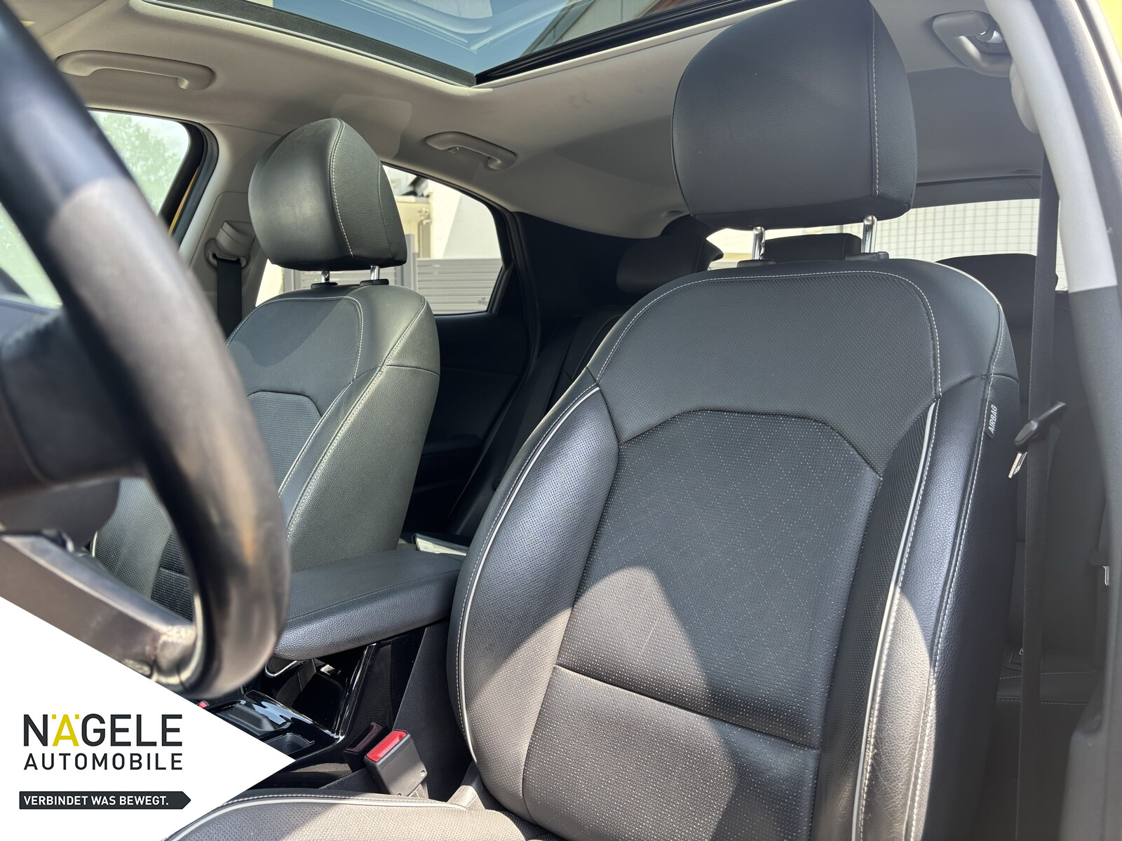 Xceed 1.6 Plug-in Hybrid Platinum|NAVI+PANORAMA