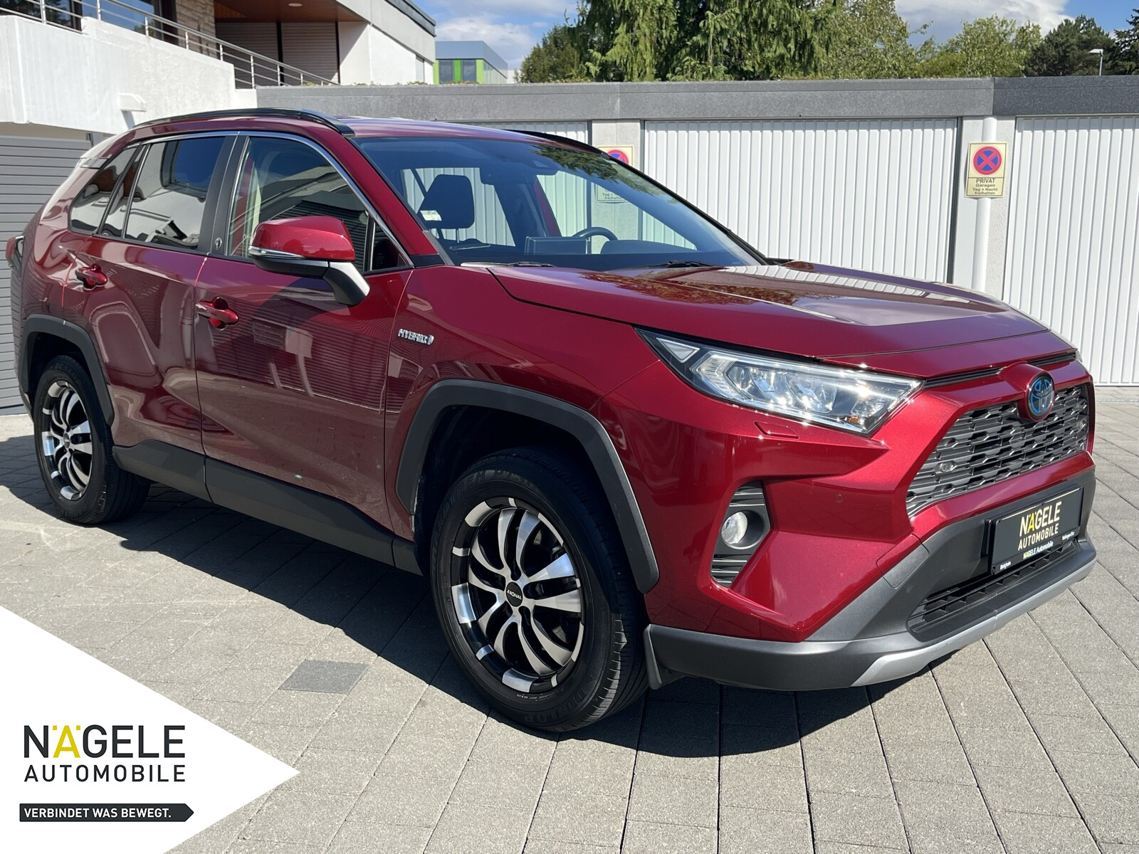 RAV4 2.5 VVT-i Hybrid Team+AHK+ACC+Standh.+Navi