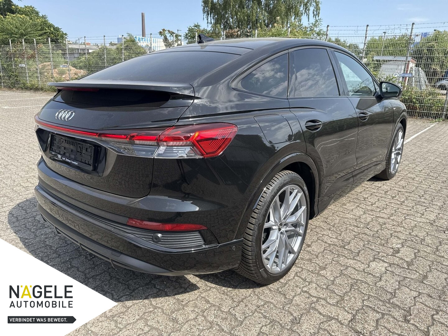 Q4 e-tron 40 77kwH Sportback S-Line+Matrix+Sonos
