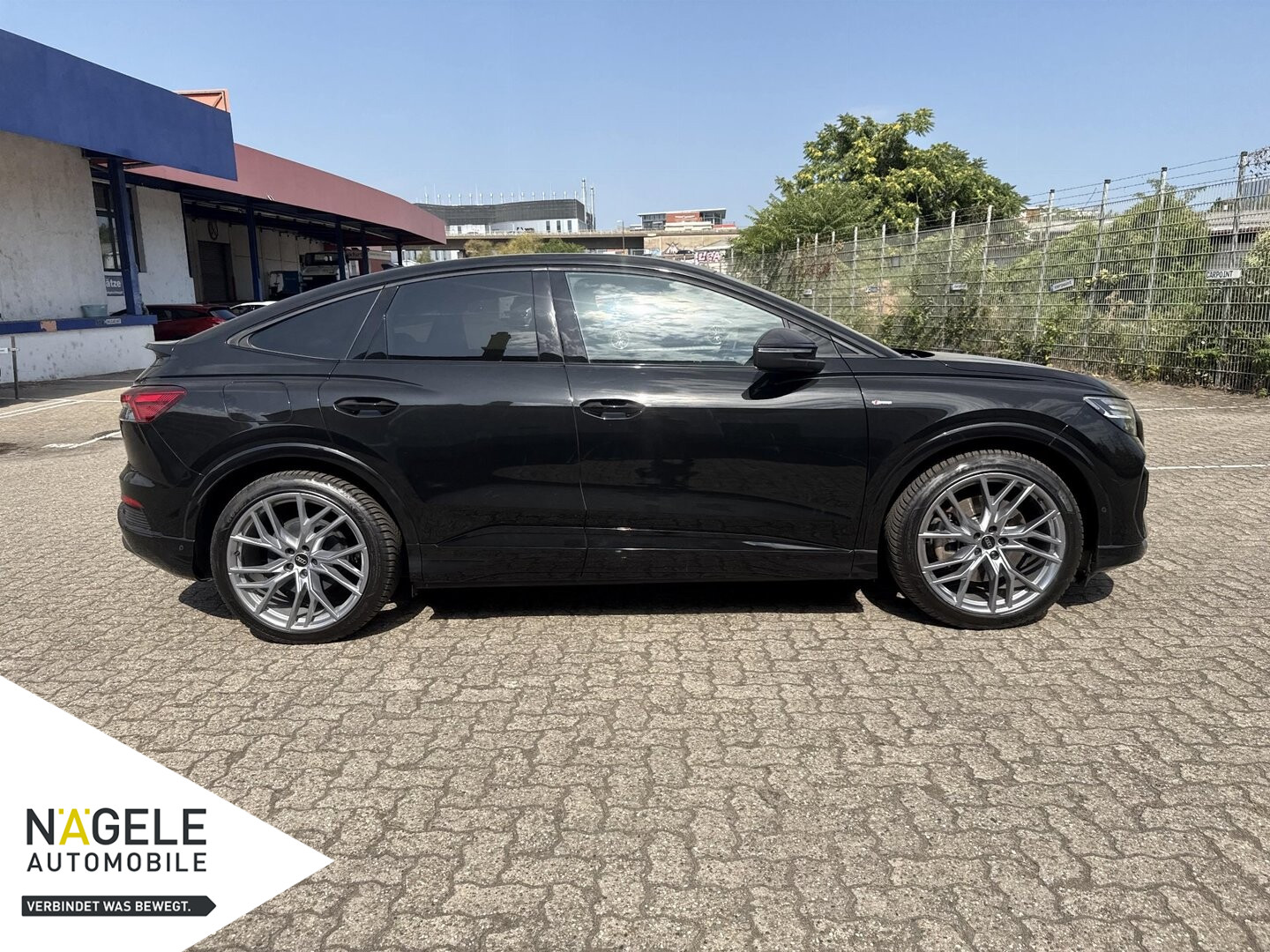 Q4 e-tron 40 77kwH Sportback S-Line+Matrix+Sonos