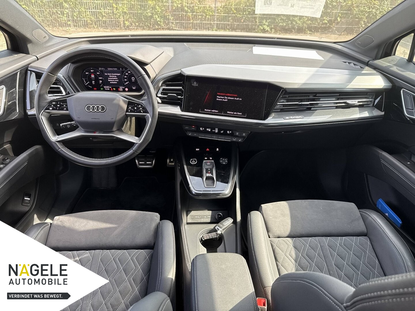 Q4 e-tron 40 77kwH Sportback S-Line+Matrix+Sonos
