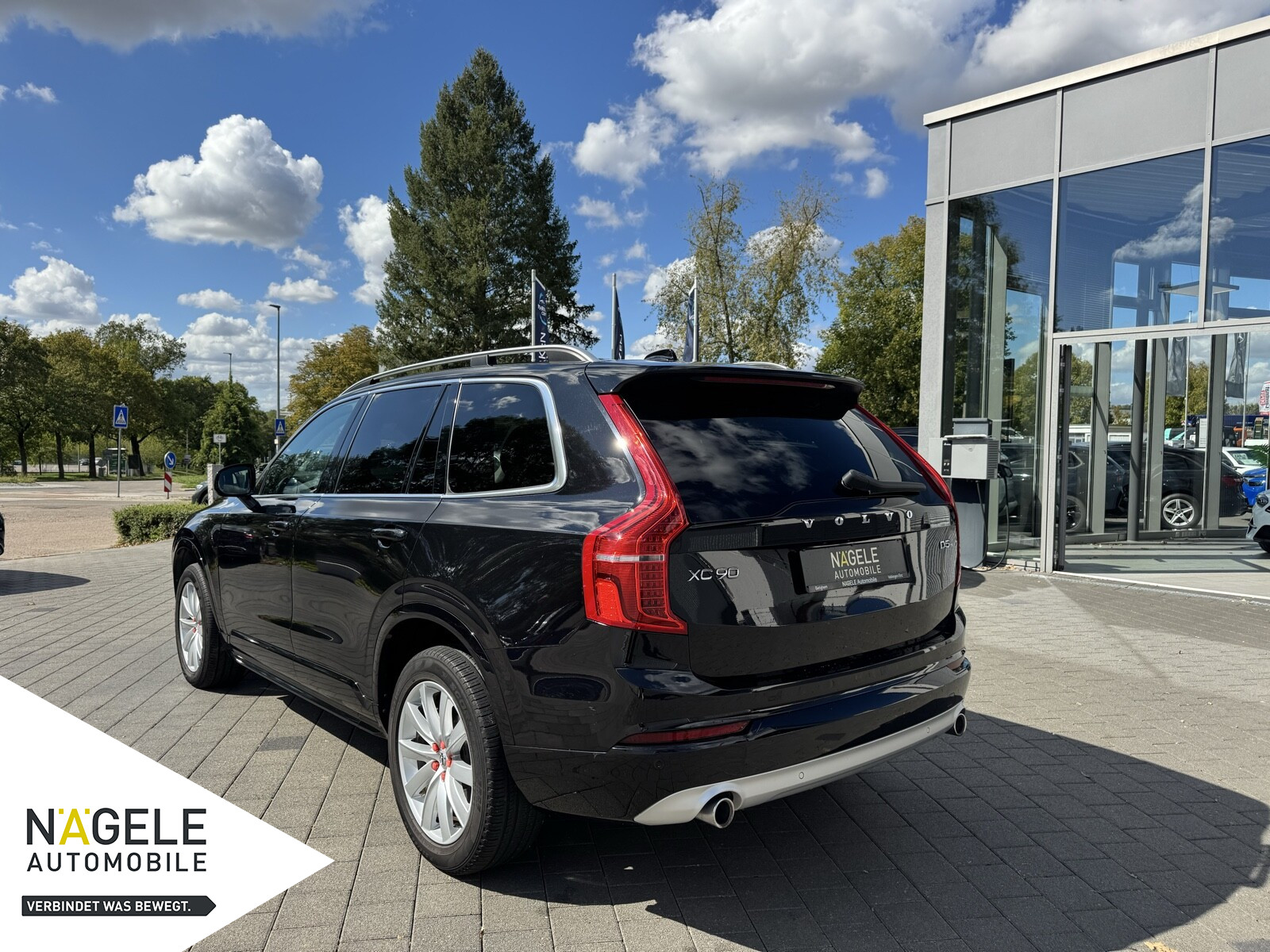 XC 90 D5 AWD Momentum+ACC+H&K+Front.Hzg+AWD