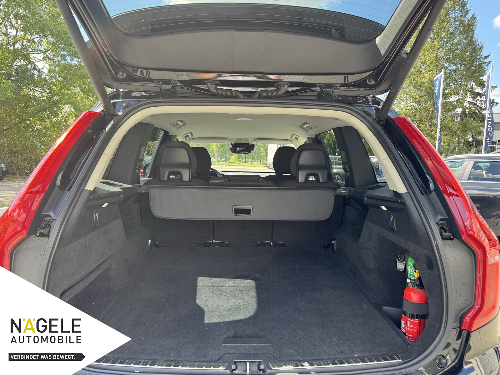 XC 90 D5 AWD Momentum+ACC+H&K+Front.Hzg+AWD