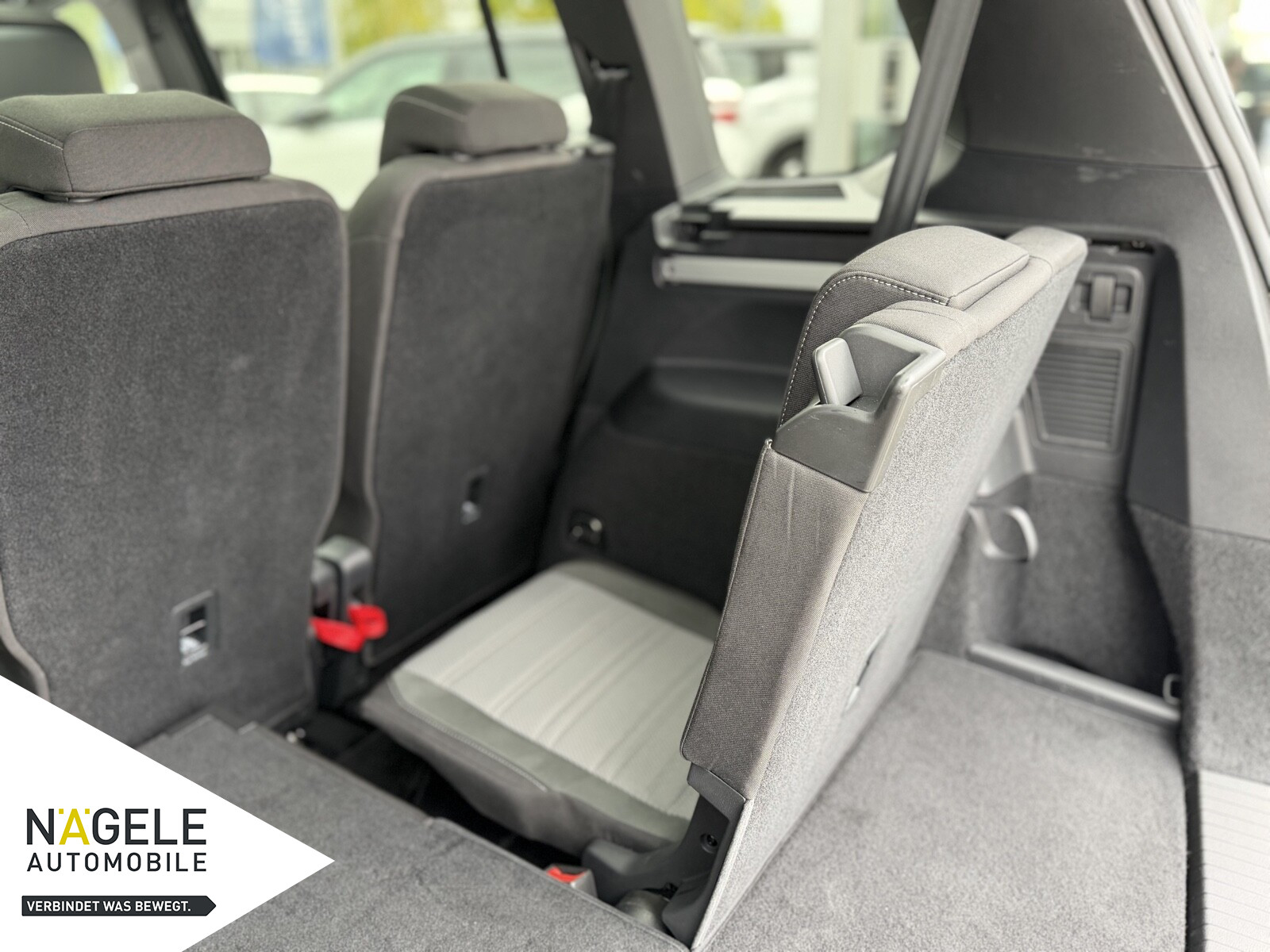 Touran 1.5 TSI Highline DSG 7-Sitzer NAVI PANO