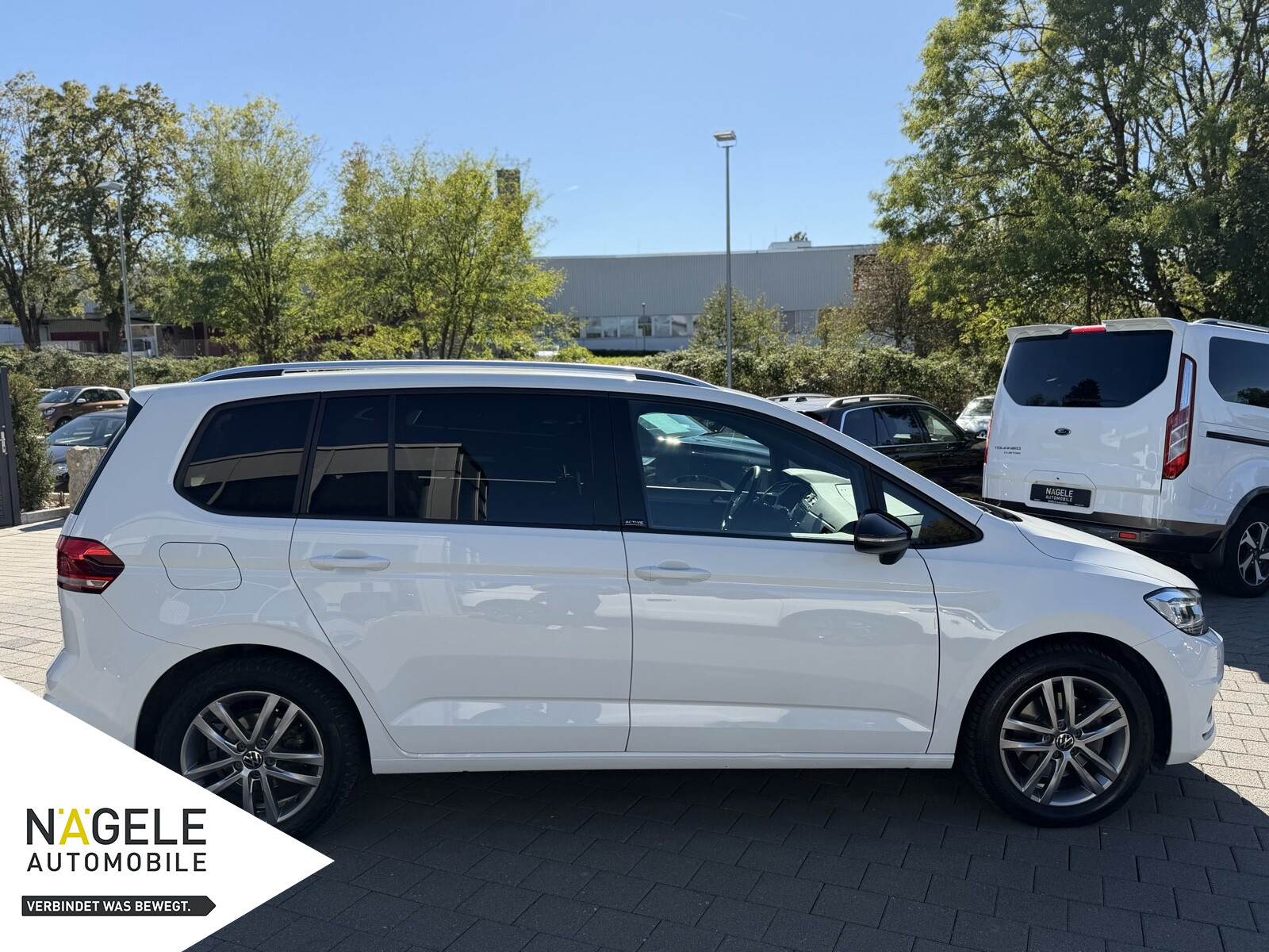 Touran 2.0 TDI Active+7Sitzer+NAVI+AHK+ACC+RFK