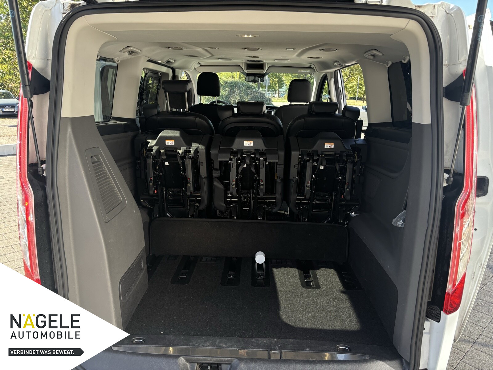 Tourneo Custom 2.0 TDCi 320 L1 Active+Navi+ACC