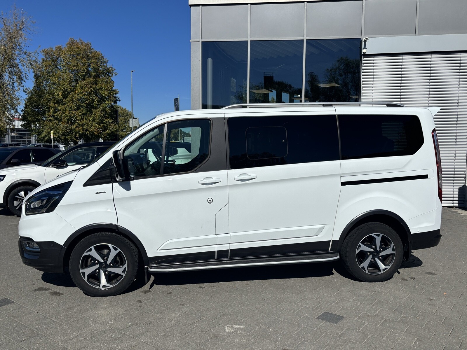 Tourneo Custom 2.0 TDCi 320 L1 Active+Navi+ACC