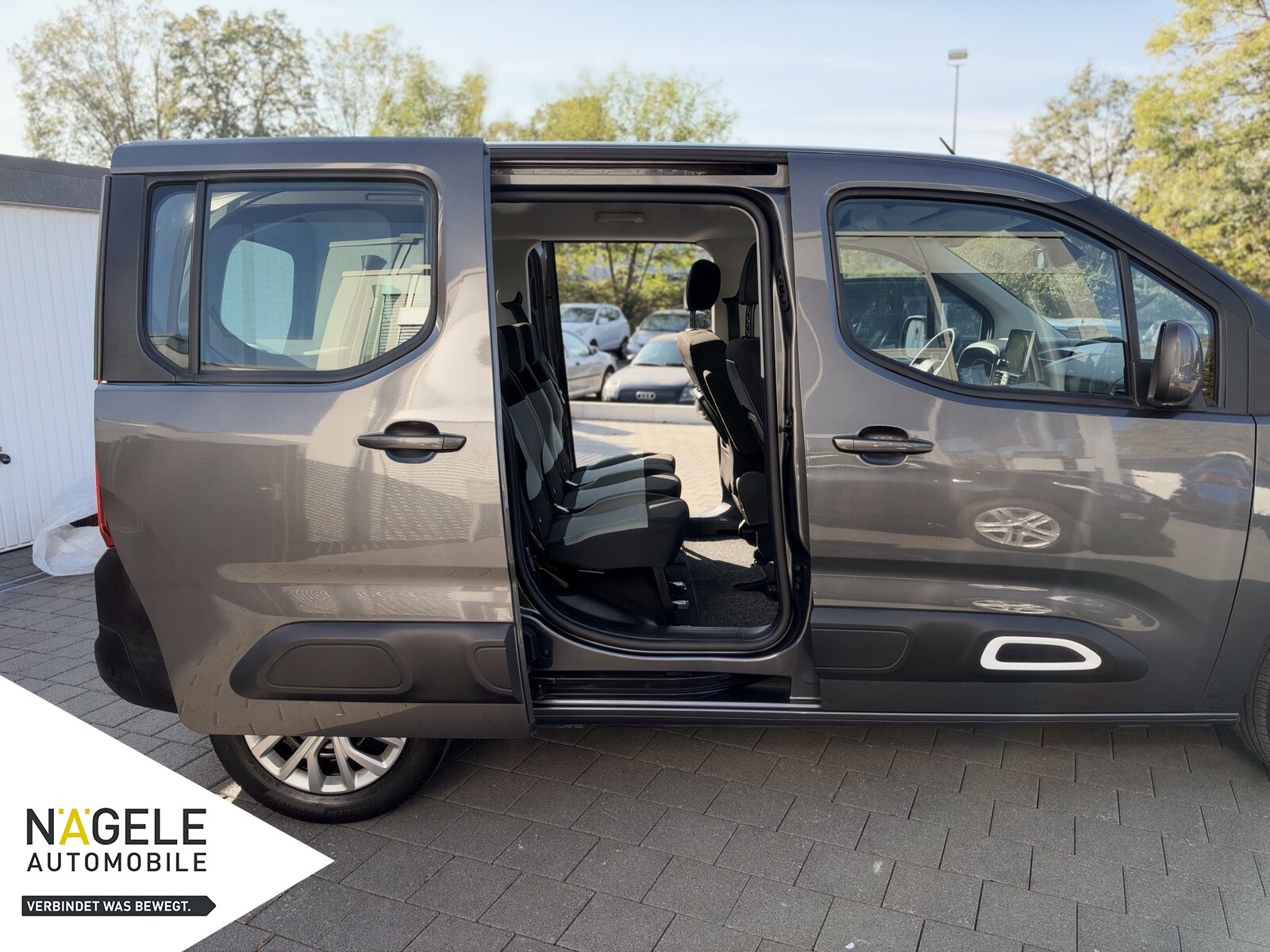 Berlingo 1.2 PT110 Feel M|NAVI+PDC+SHZ+BLUETOOTH