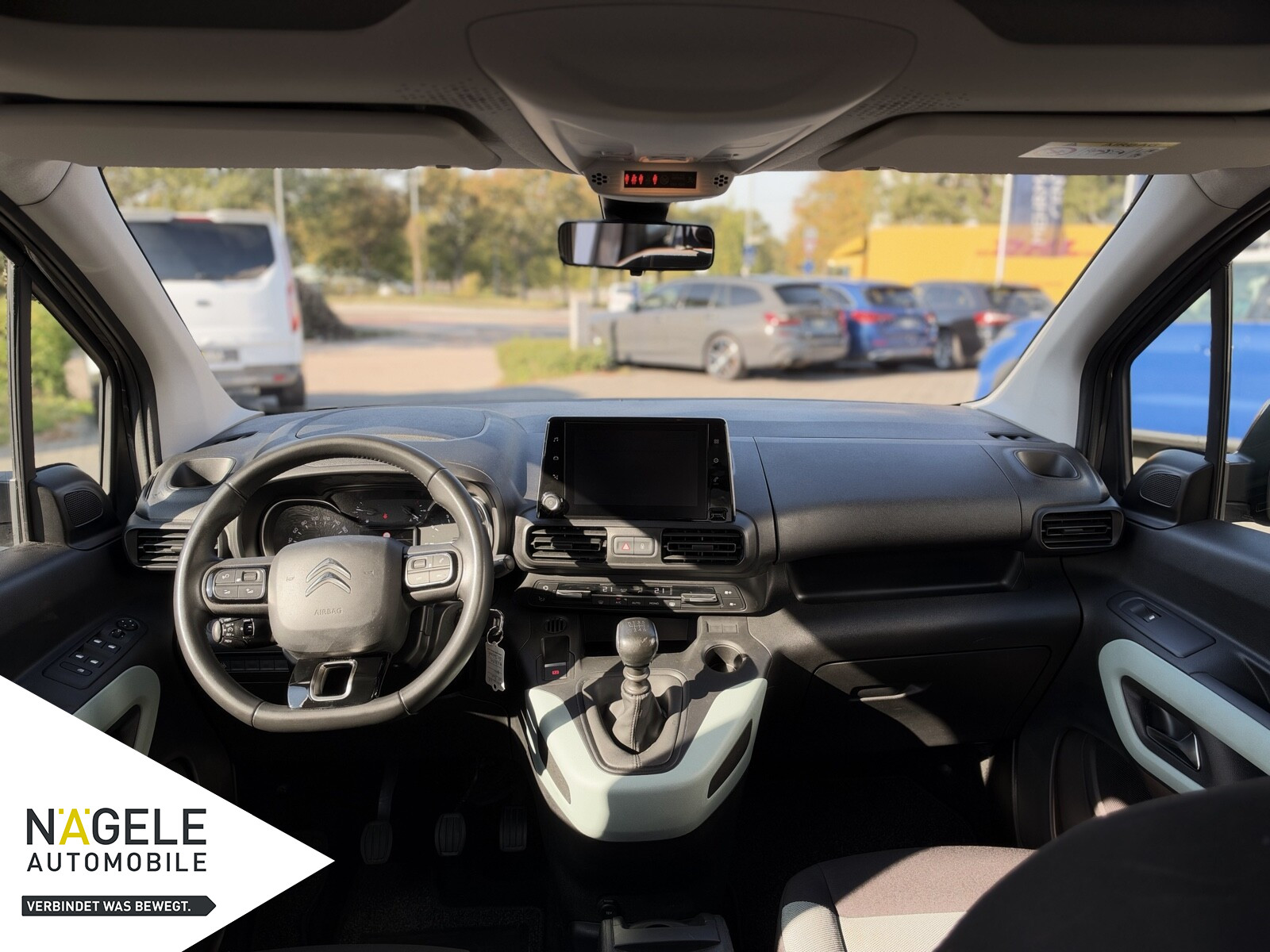 Berlingo 1.2 PT110 Feel M|NAVI+PDC+SHZ+BLUETOOTH