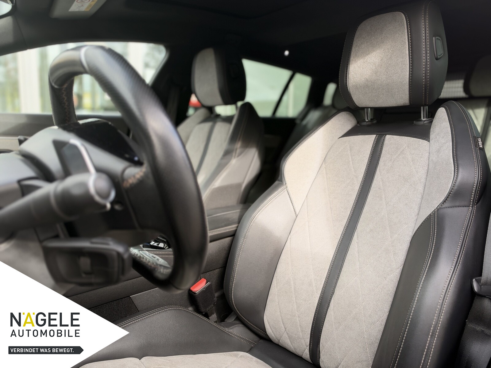 508 Hybrid 225 PHEV SW GT Pack|Navi|+Massage SHD