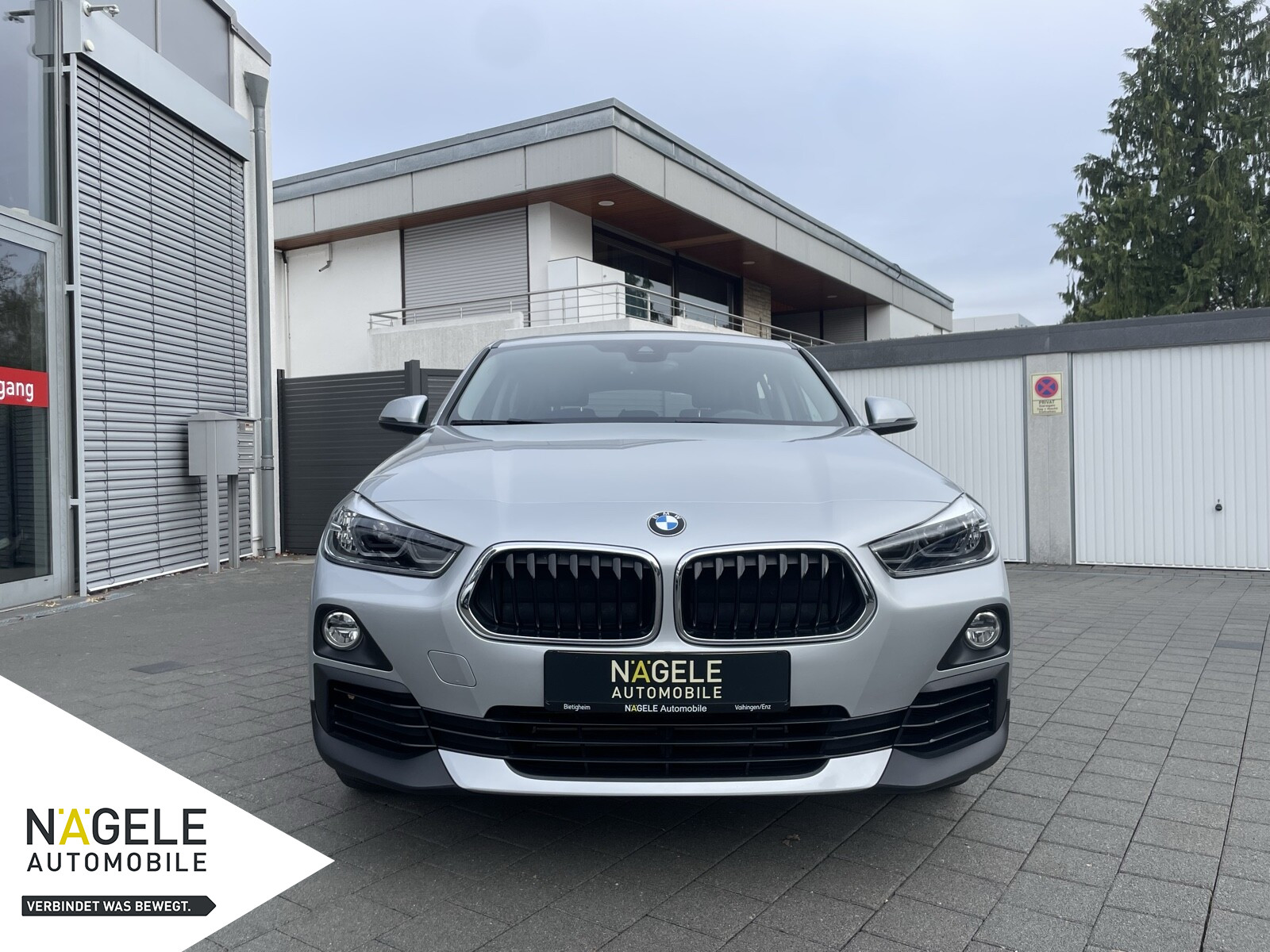 X2 xDrive20i Automatik+AHK+NAVI+LED+PDC+SHZ Navi