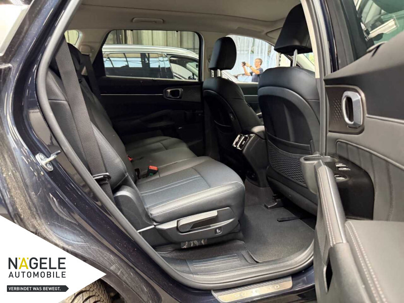 Sorento 1.6T Hybrid 4WD Platinum 7-Sitzer+PANO