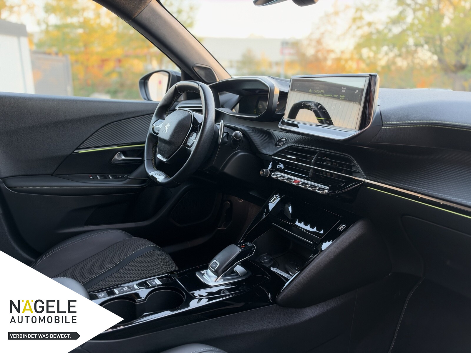 Peugeot 2008 GT 130 EAT8 NAVI+LED+SZH+DigCockpit