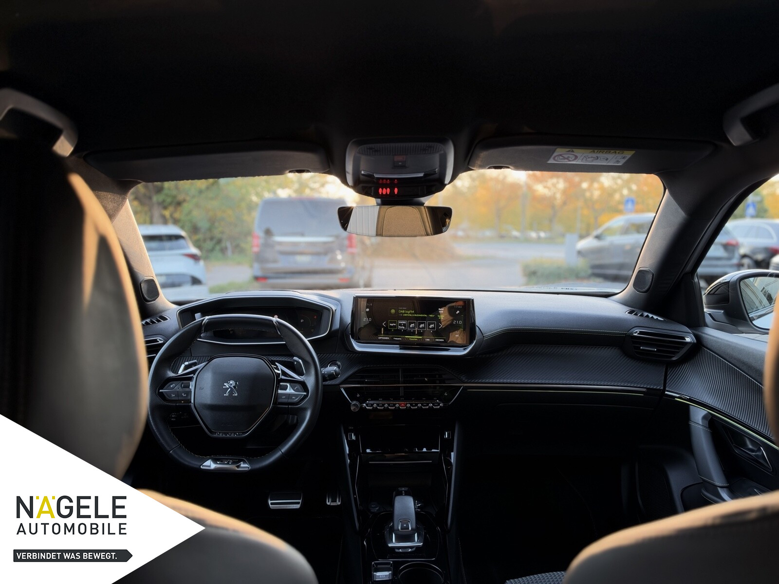 Peugeot 2008 GT 130 EAT8 NAVI+LED+SZH+DigCockpit